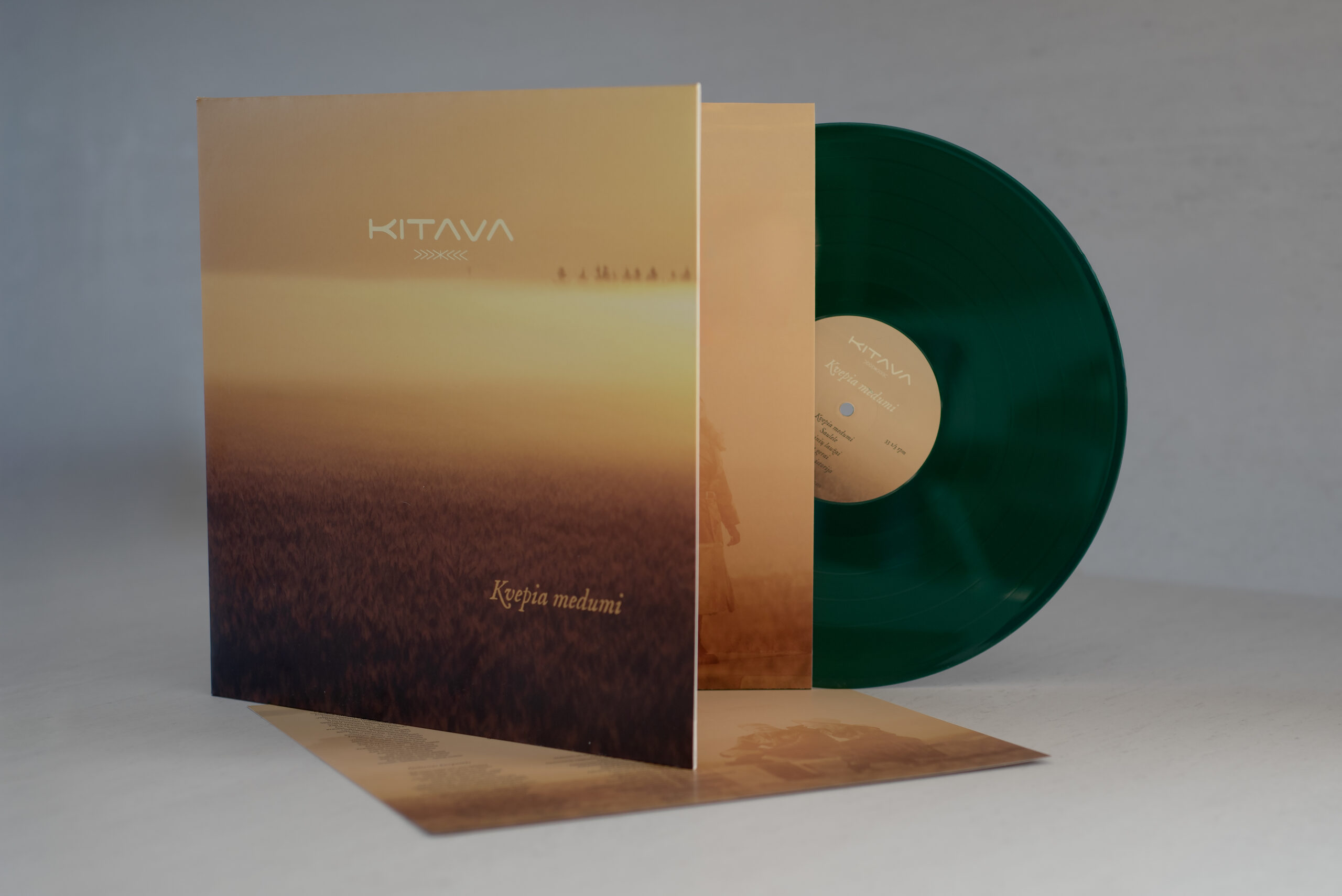KITAVA - KVEPIA MEDUMI - Image 2
